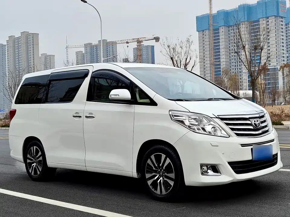 Toyota Elfa Toyota Elfa