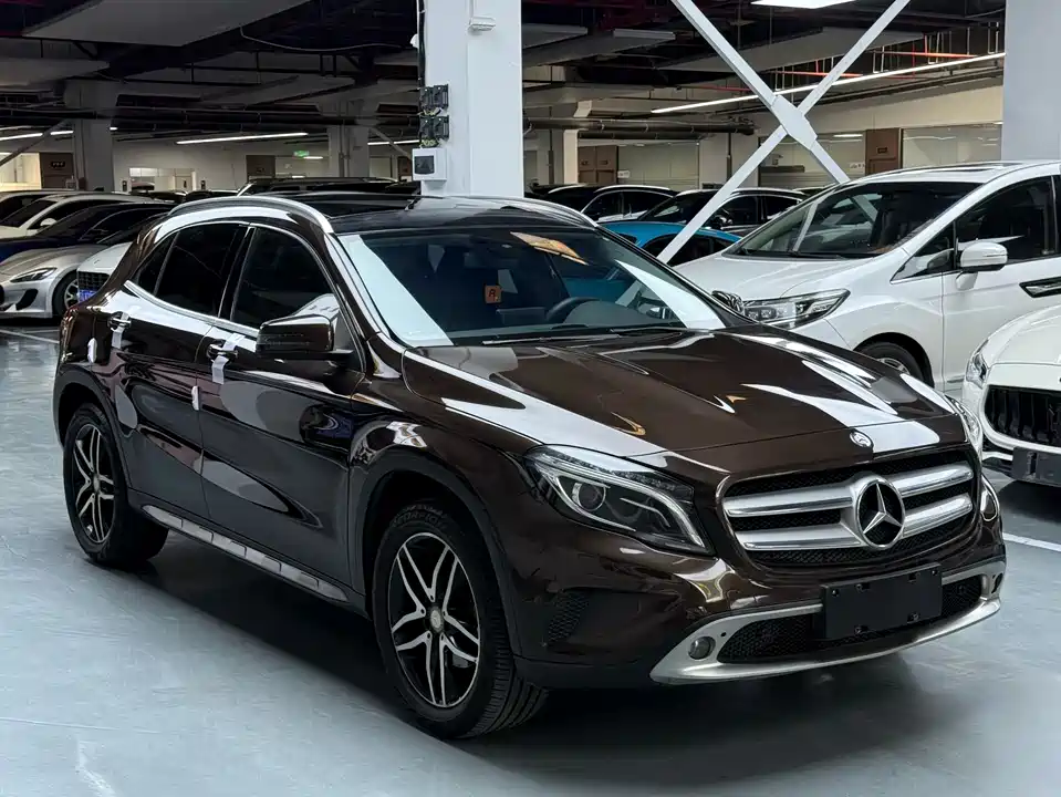 Mercedes-Benz GLA