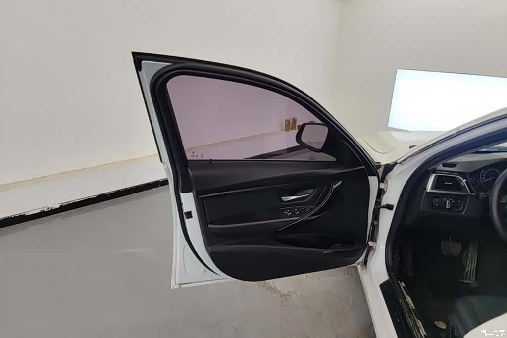 BMW 3 Series, 2017 7