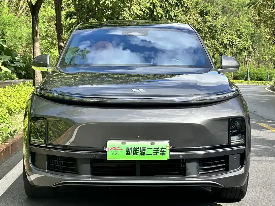 Li Auto Ideal L8