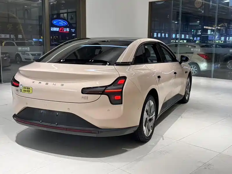 XPENG MONA M03