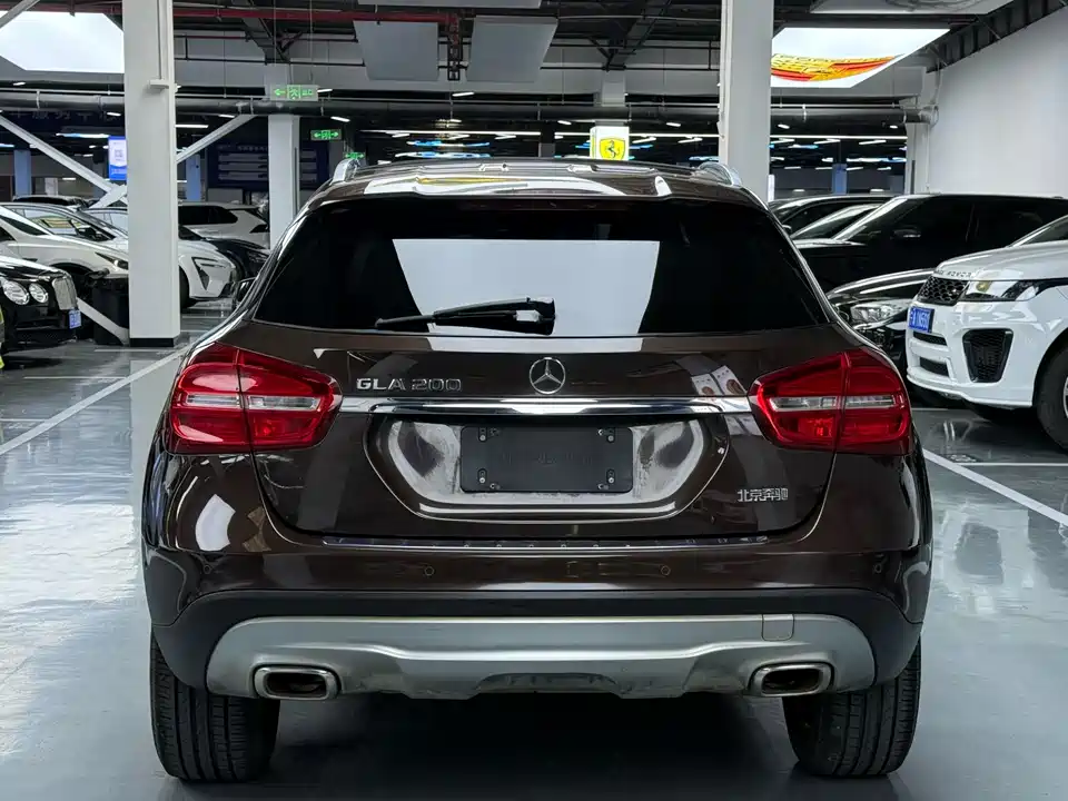 Mercedes-Benz GLA