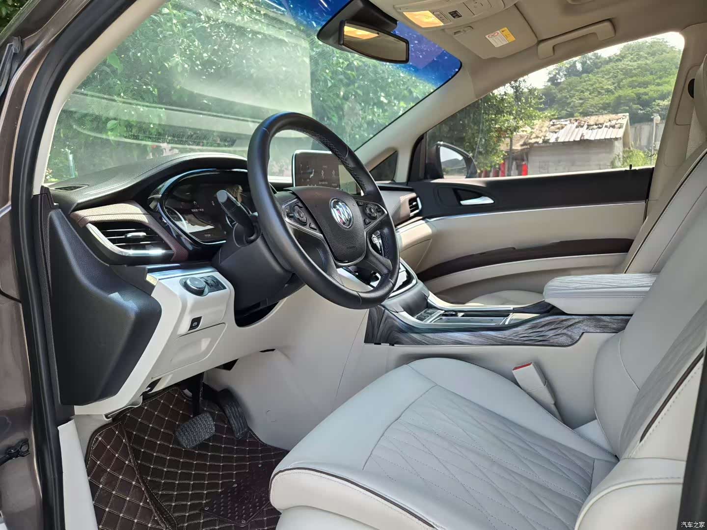 Buick GL8, 2021 9
