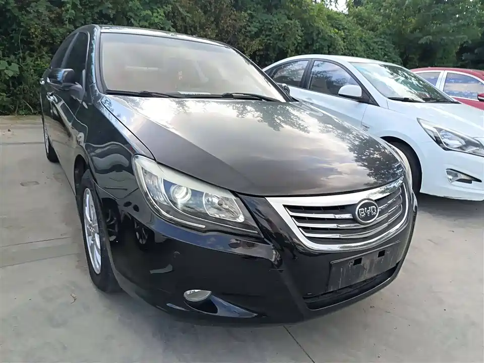 BYD G6