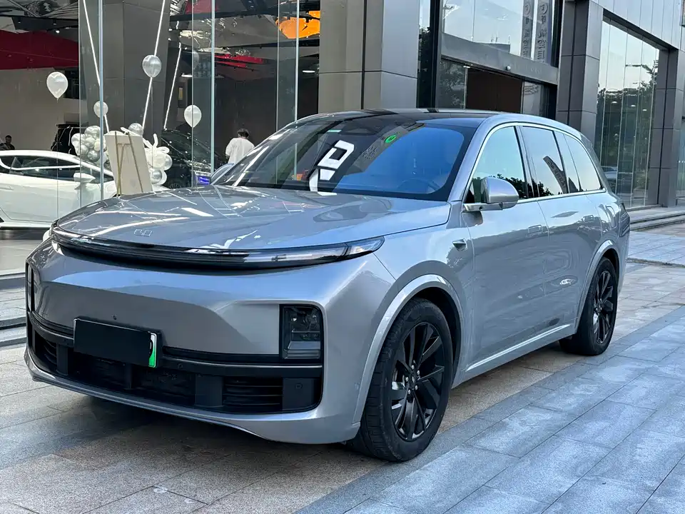 Li Auto Ideal L8