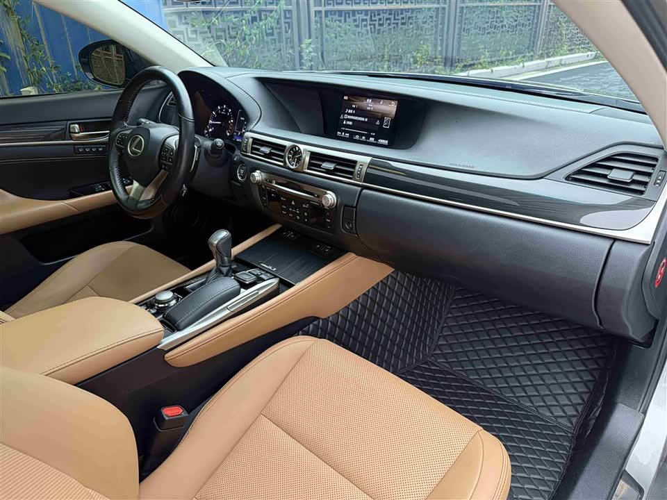 Lexus GS