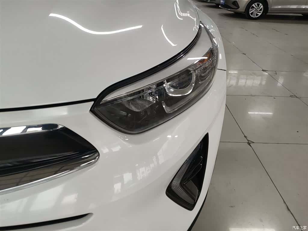 Kia KX1, 2018 15