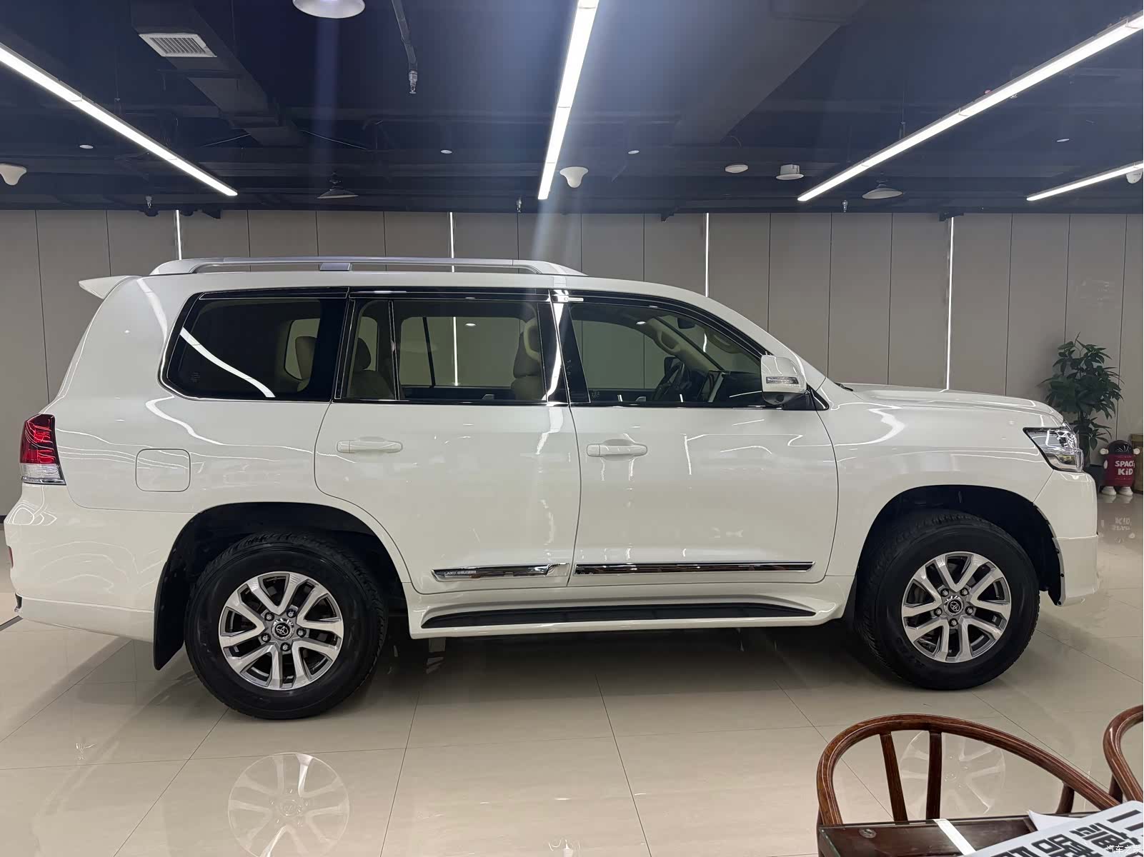 Toyota Land Cruiser, 2017 6