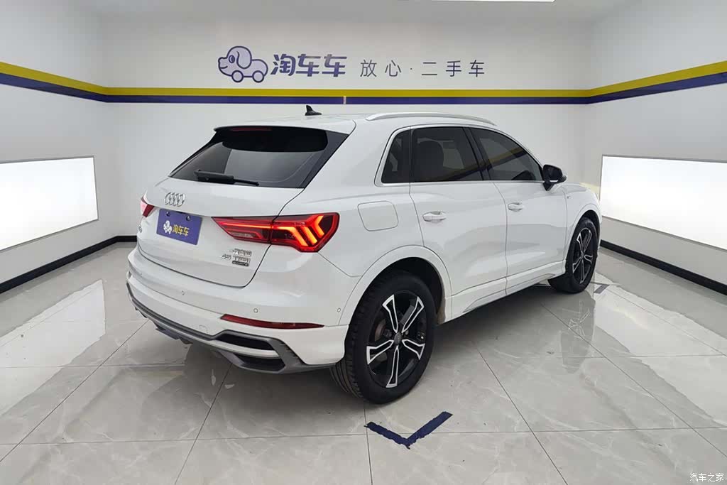 Audi Q3, 2021 3