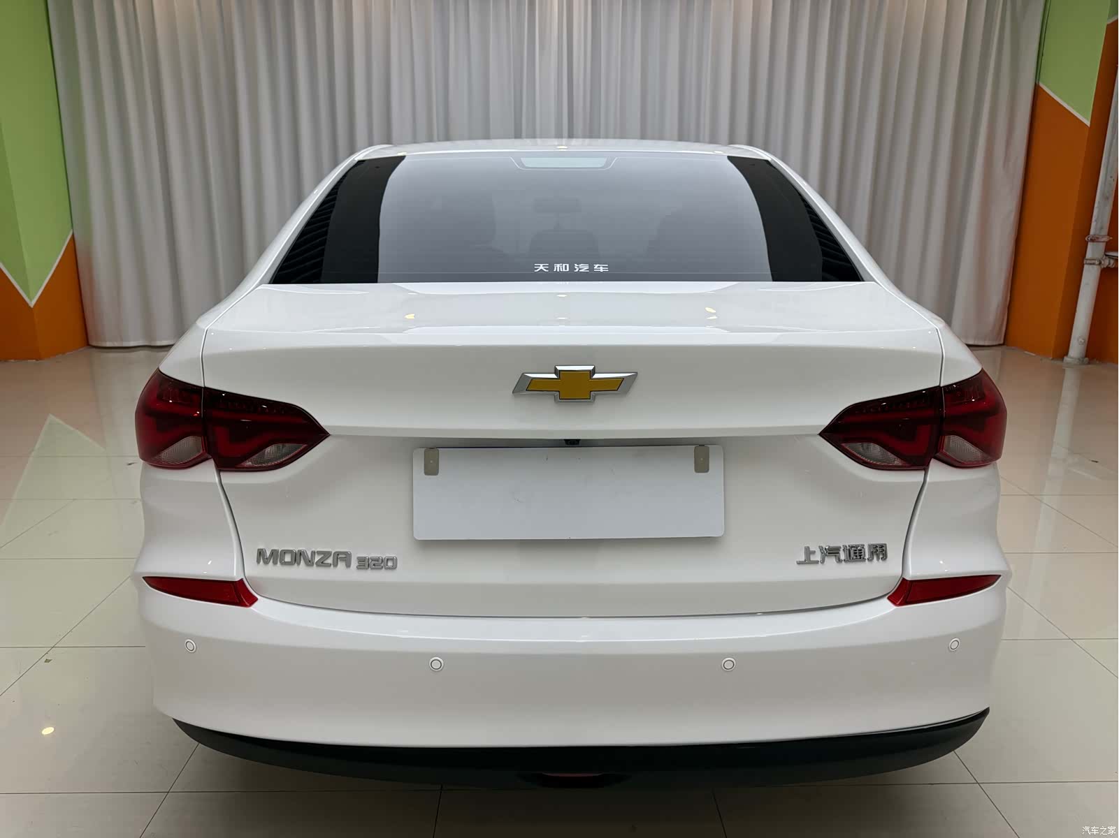 Chevrolet 320, 2022 все фото