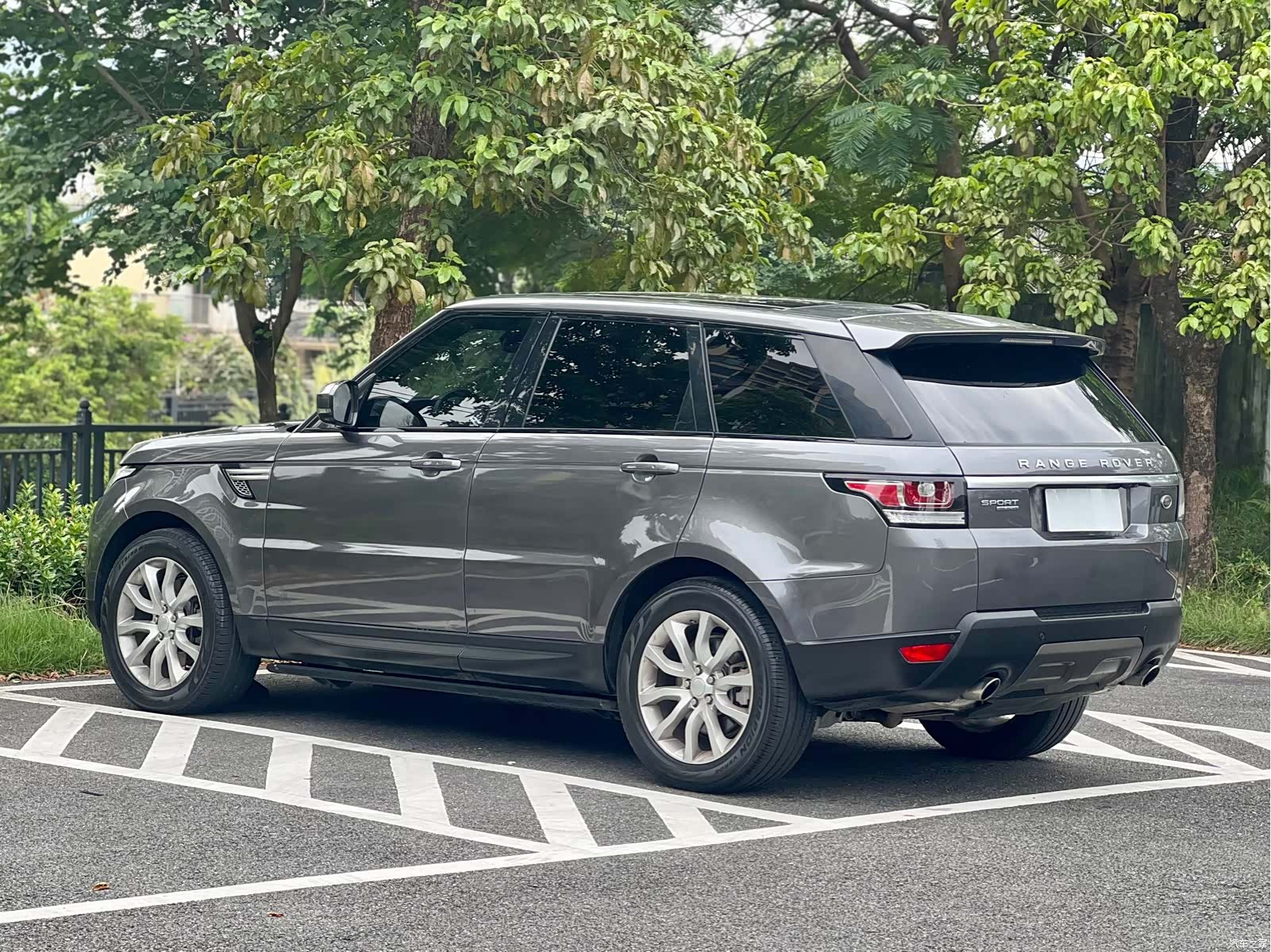 Land Rover Range Rover, 2016 9