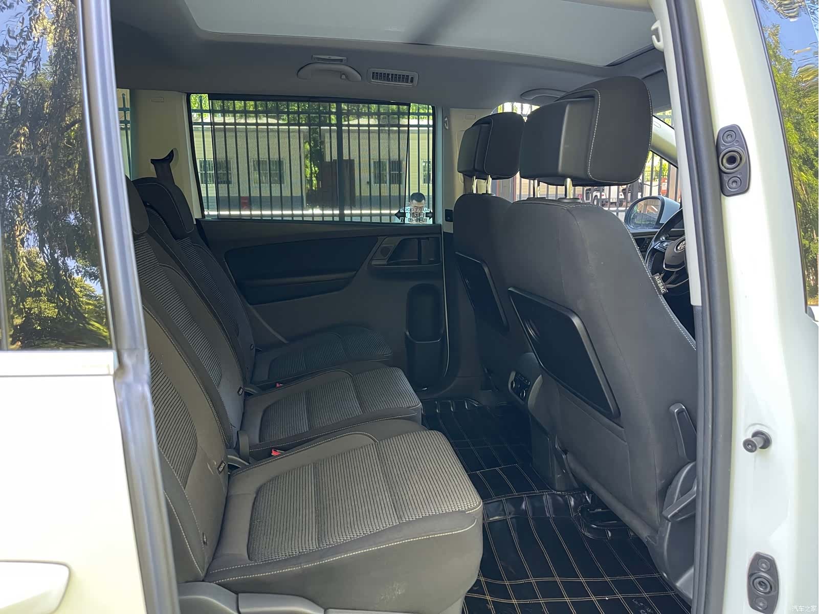 Volkswagen Xia, 2017 9