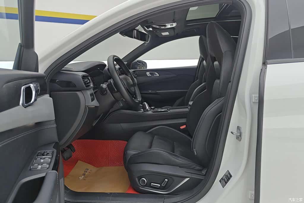 Lynk & Co 02, 2022 9