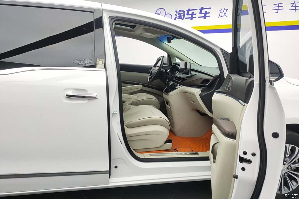Buick GL8, 2022 8