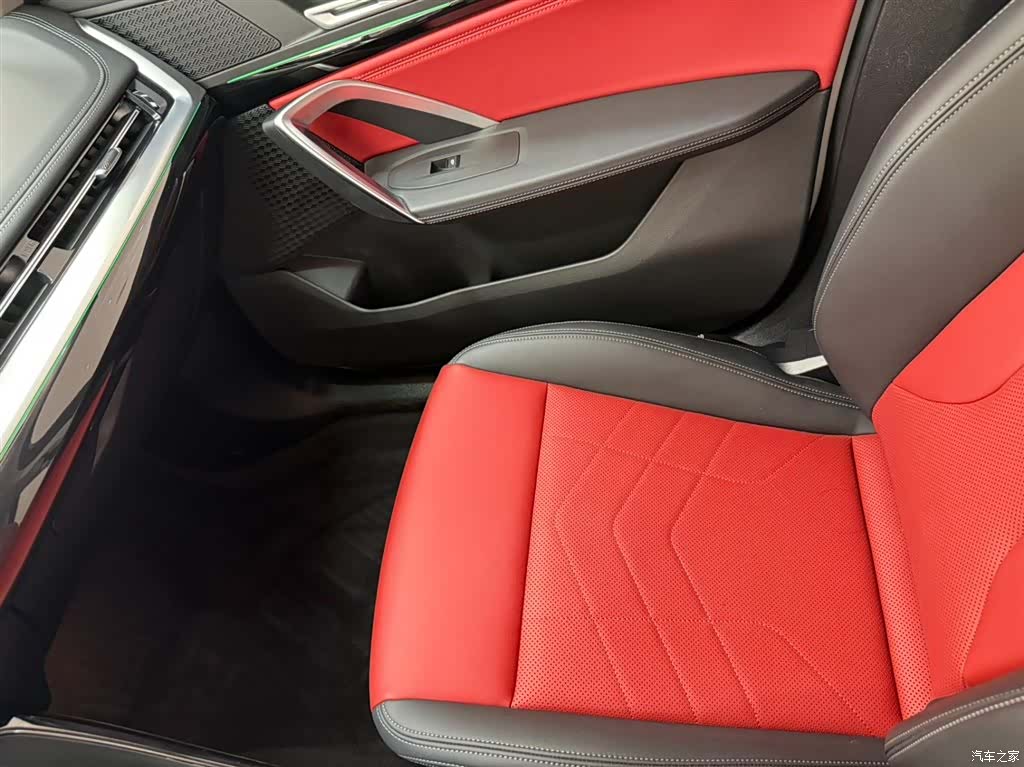 BMW X1, 2024 13