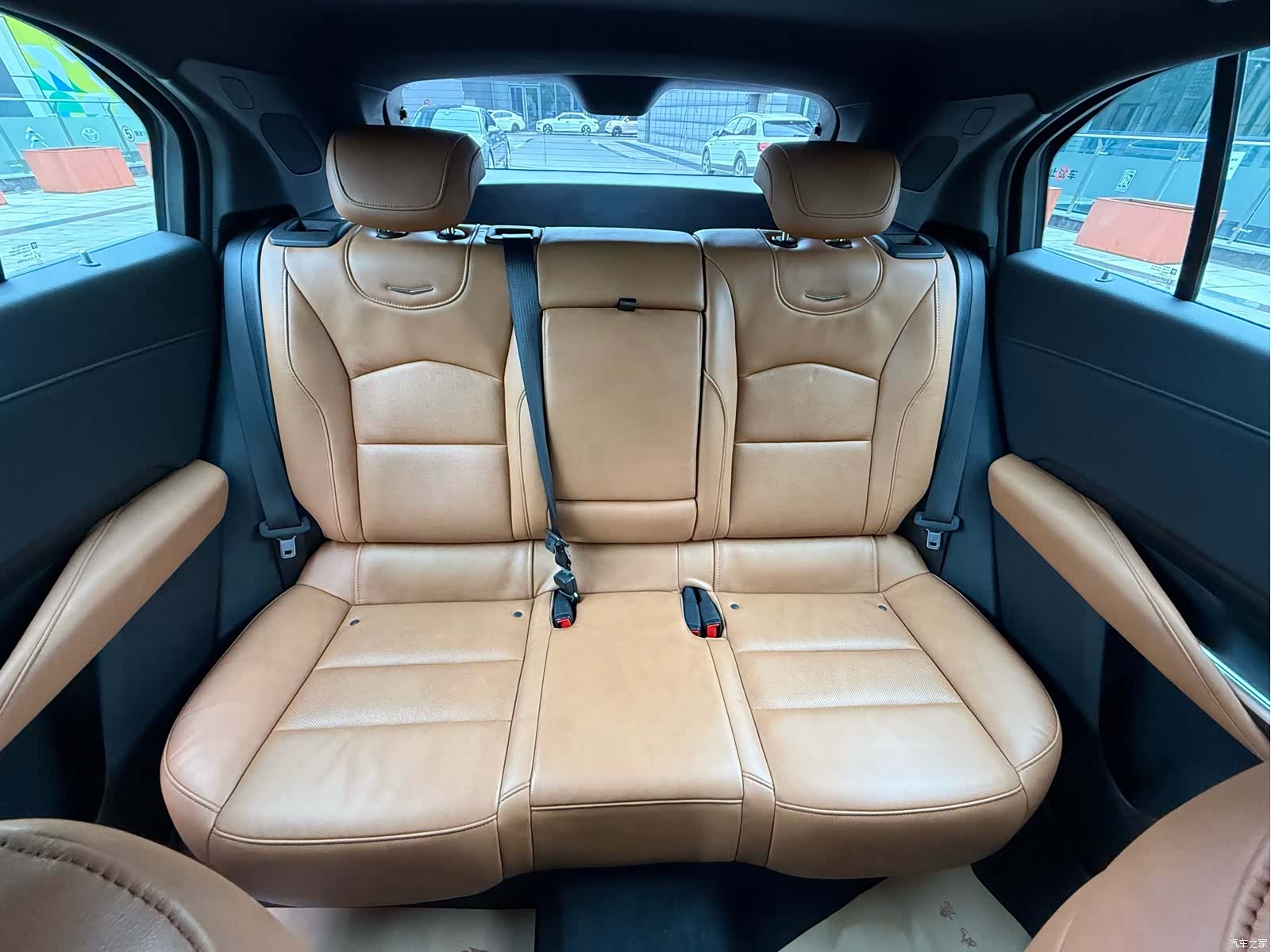 Cadillac XT4, 2022 24