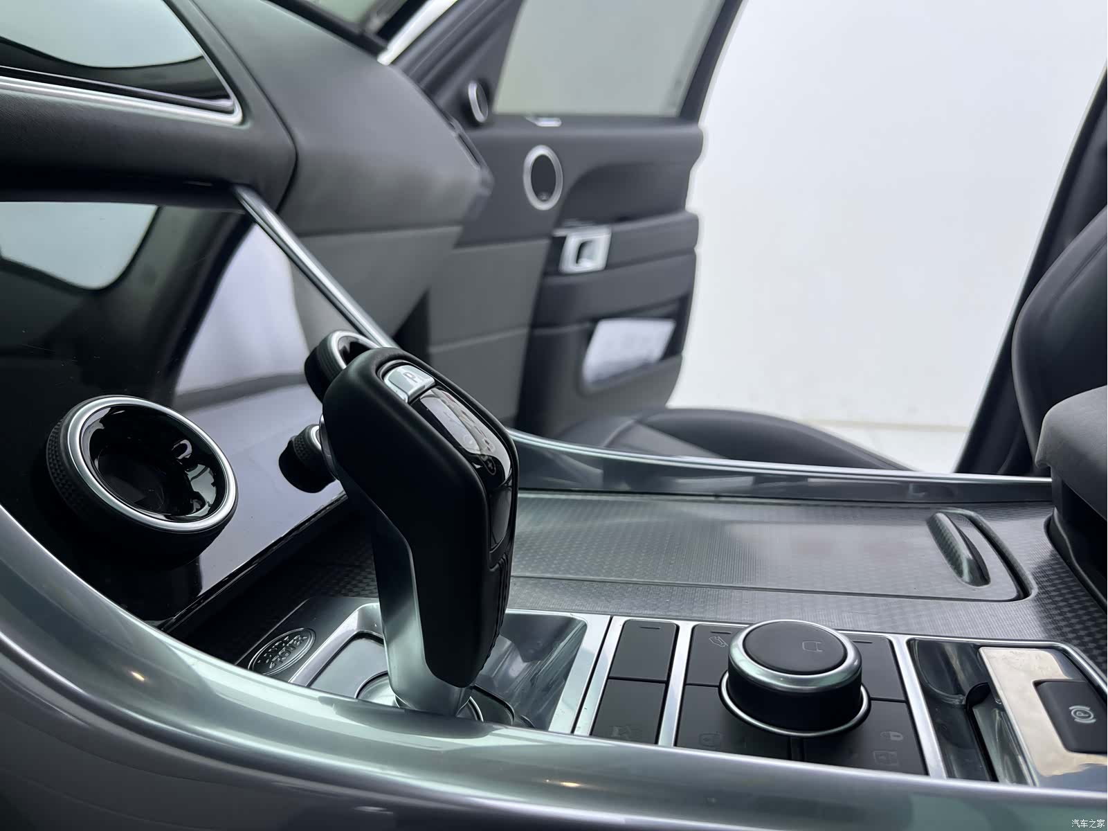 Land Rover Range Rover, 2018 14