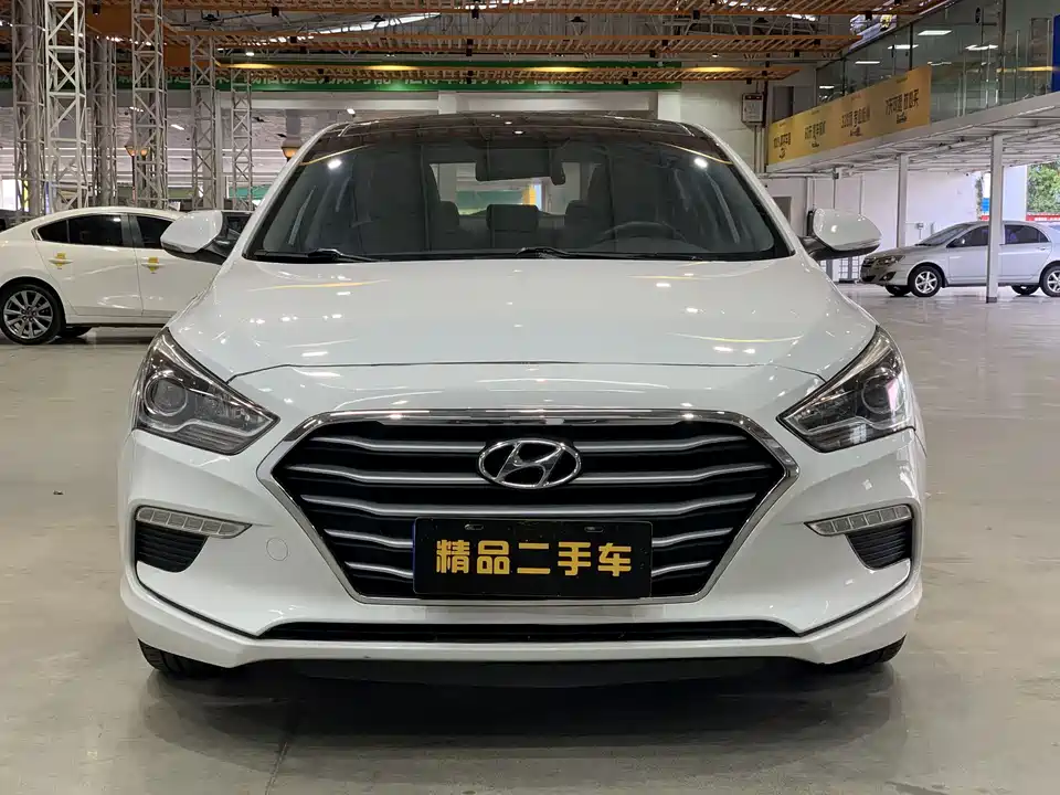 Hyundai Name picture