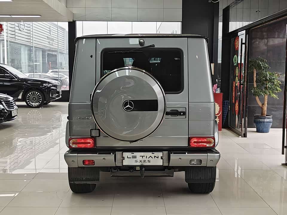 Mercedes-Benz G-class