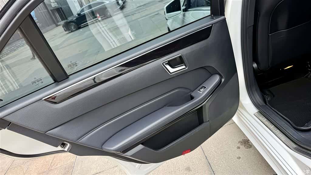 Mercedes-Benz E-Class, 2016 14