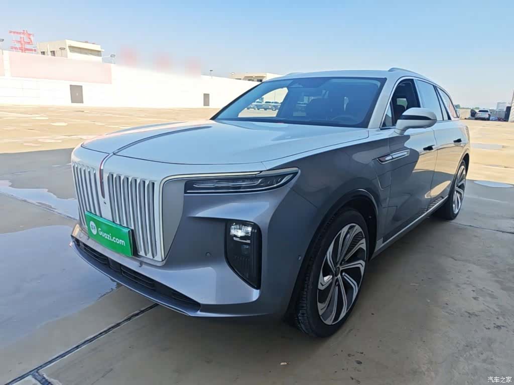 Hongqi E-HS9, 2023 2