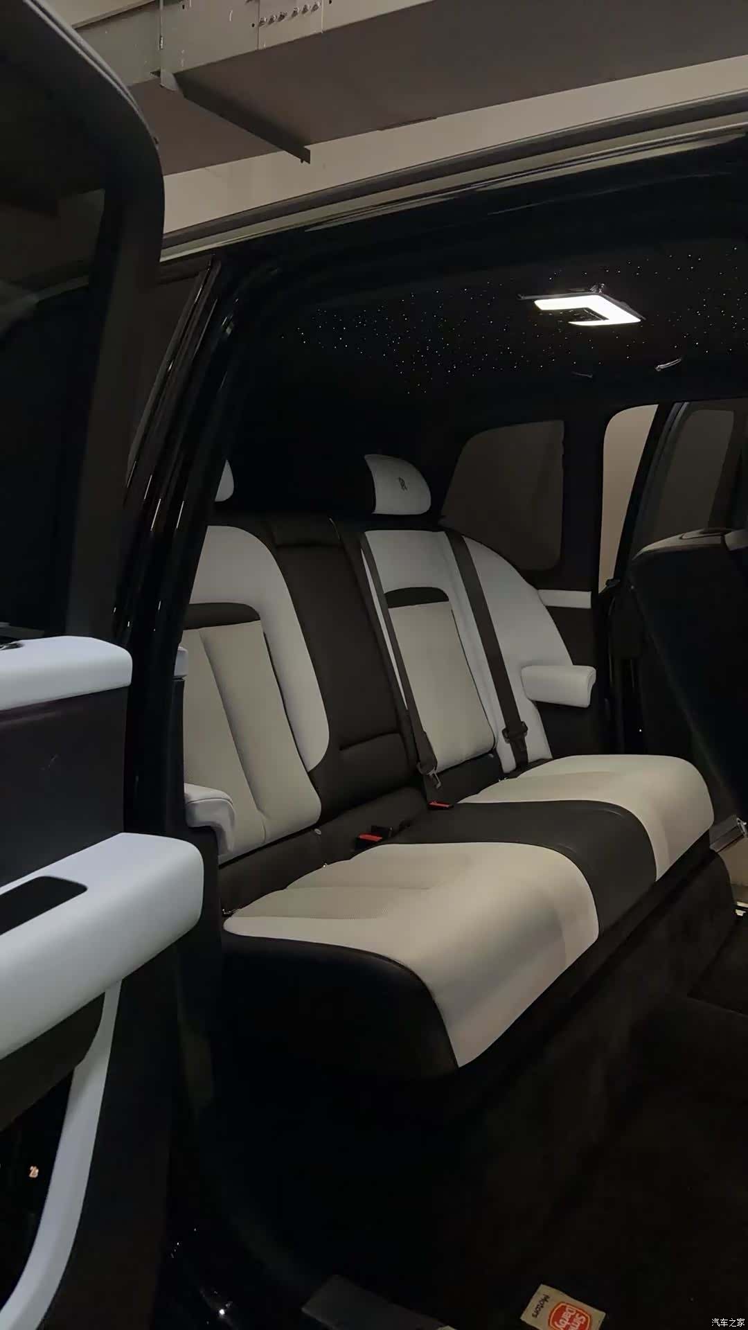 Rolls-Royce Cullinan, 2024 11
