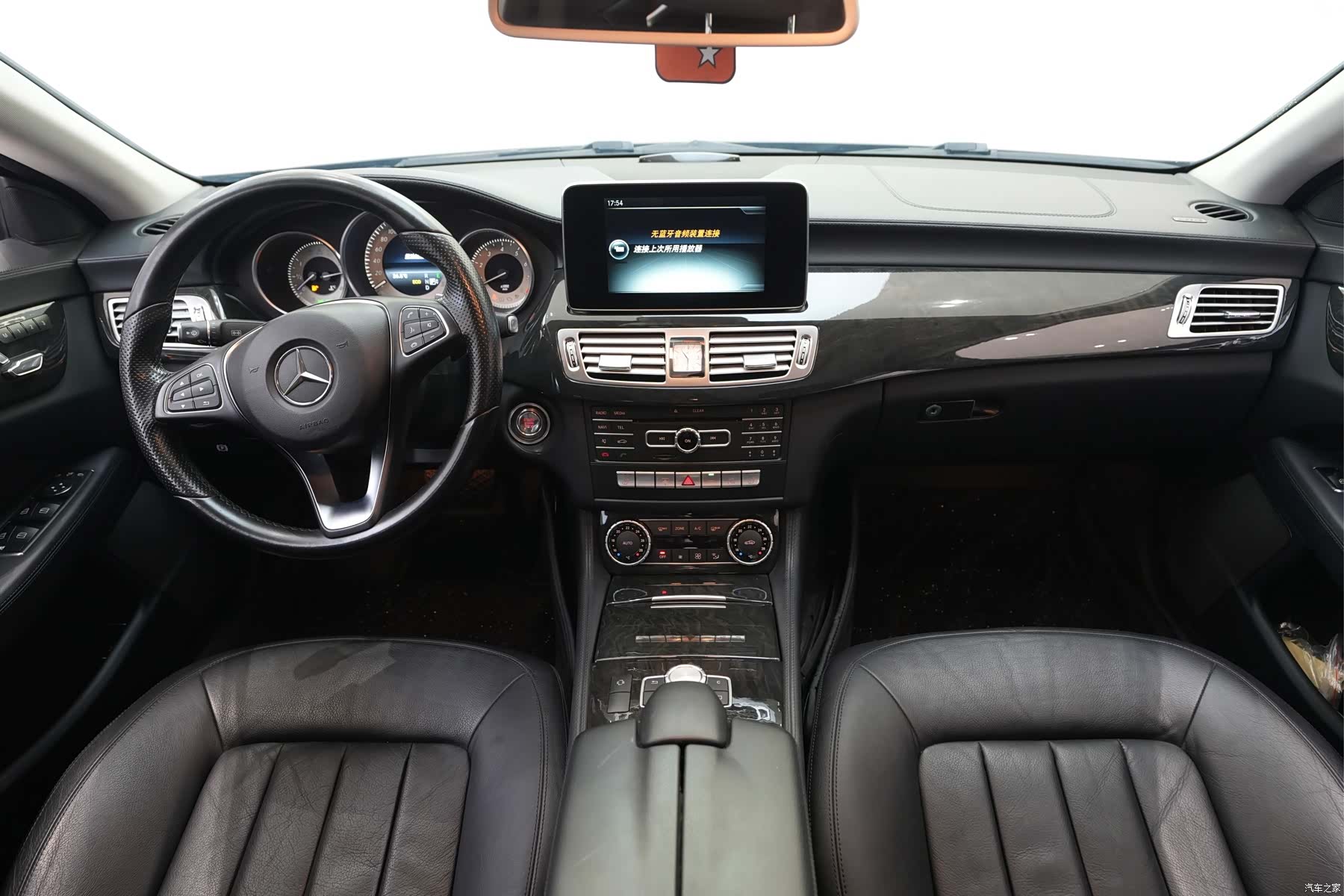 Mercedes-Benz CLS, 2015 10