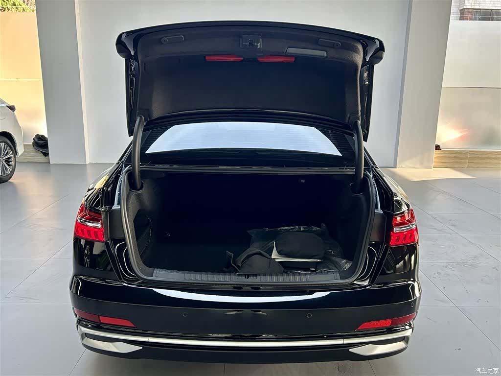 Audi A6L, 2023 14