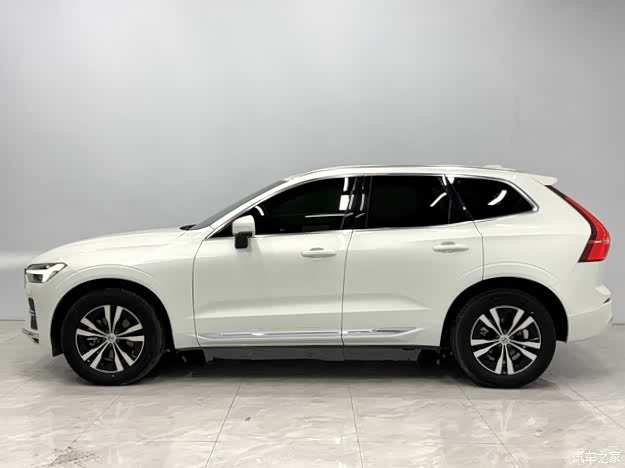 Volvo XC60, 2023 3