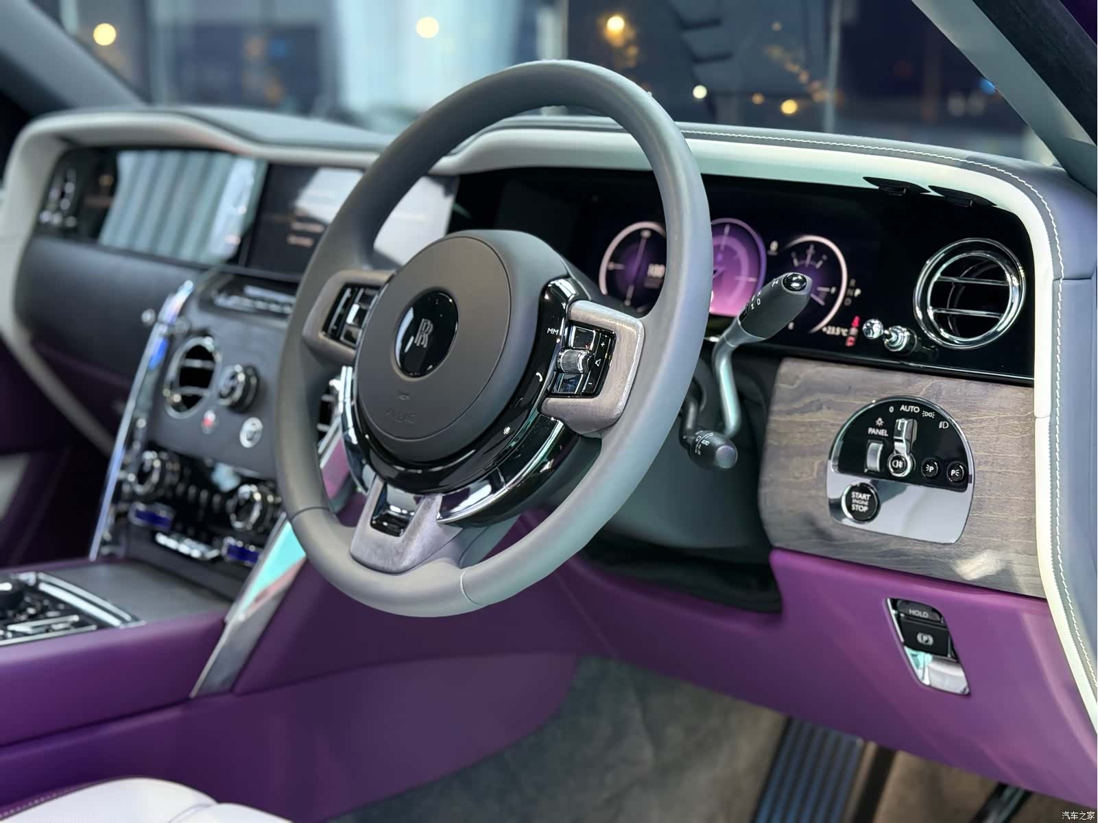 Rolls-Royce Cullinan, 2025 9