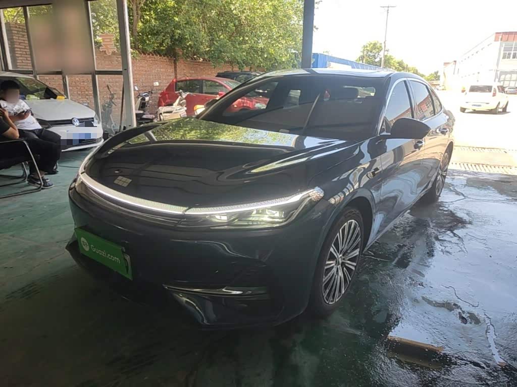 Geely Galaxy A7 EM