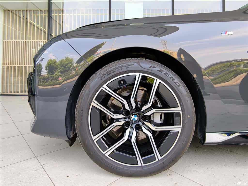 BMW 7 Series, 2025 4