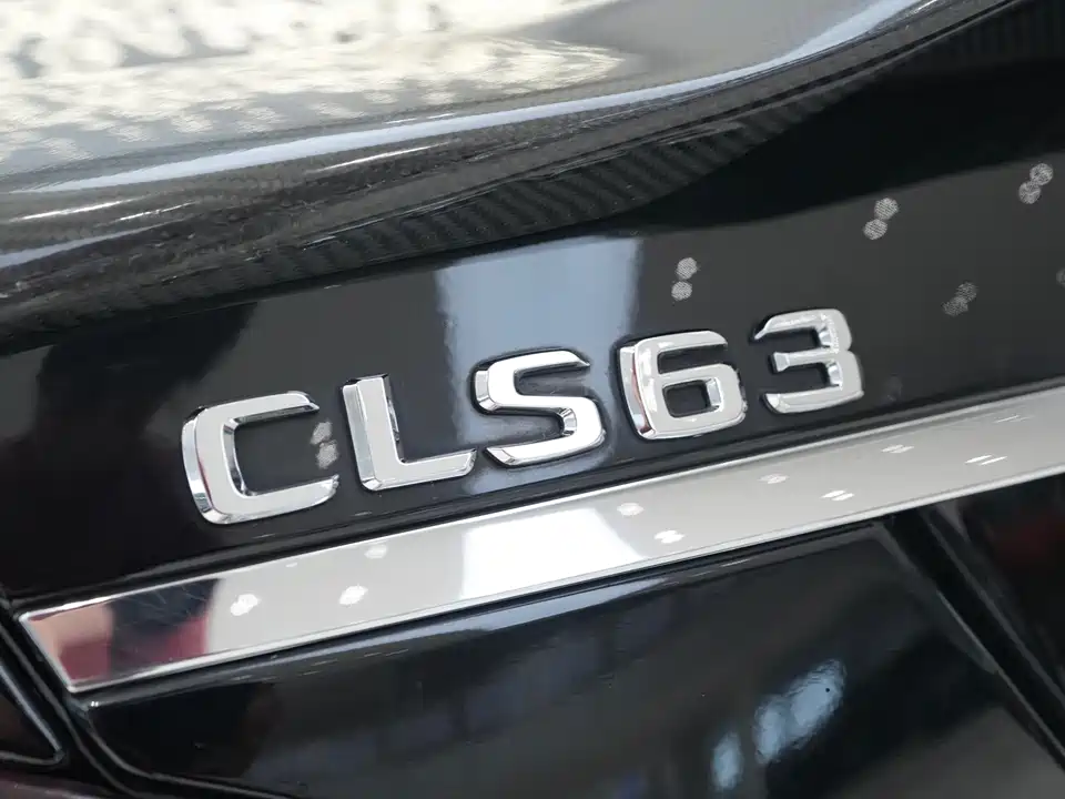 Mercedes-Benz CLS Mercedes-Benz CLS
