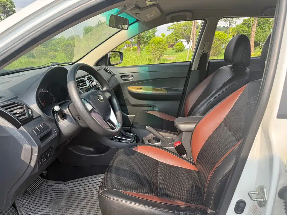 BYD F3