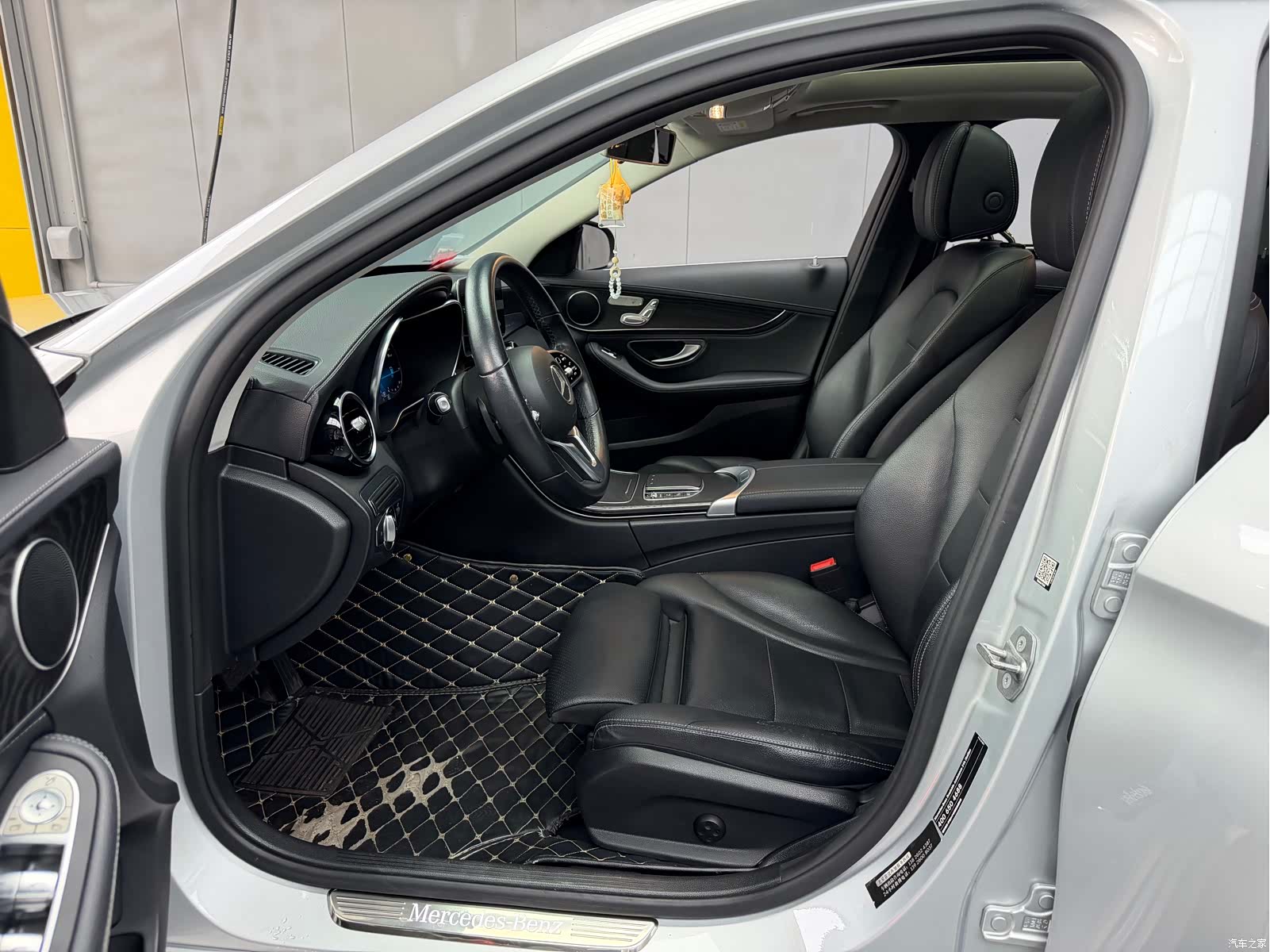 Mercedes-Benz C-Class, 2019 6