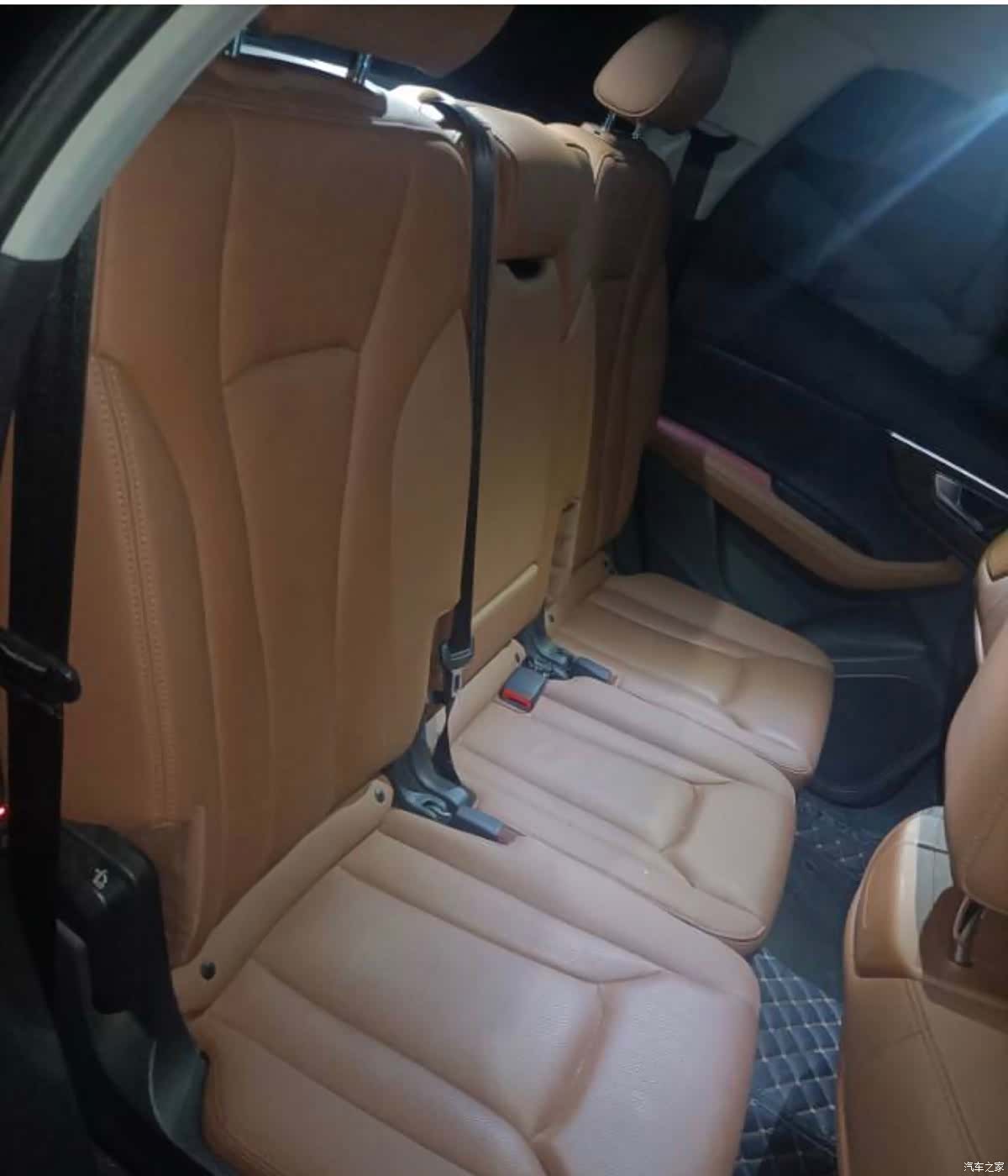 Audi Q7, 2023 8