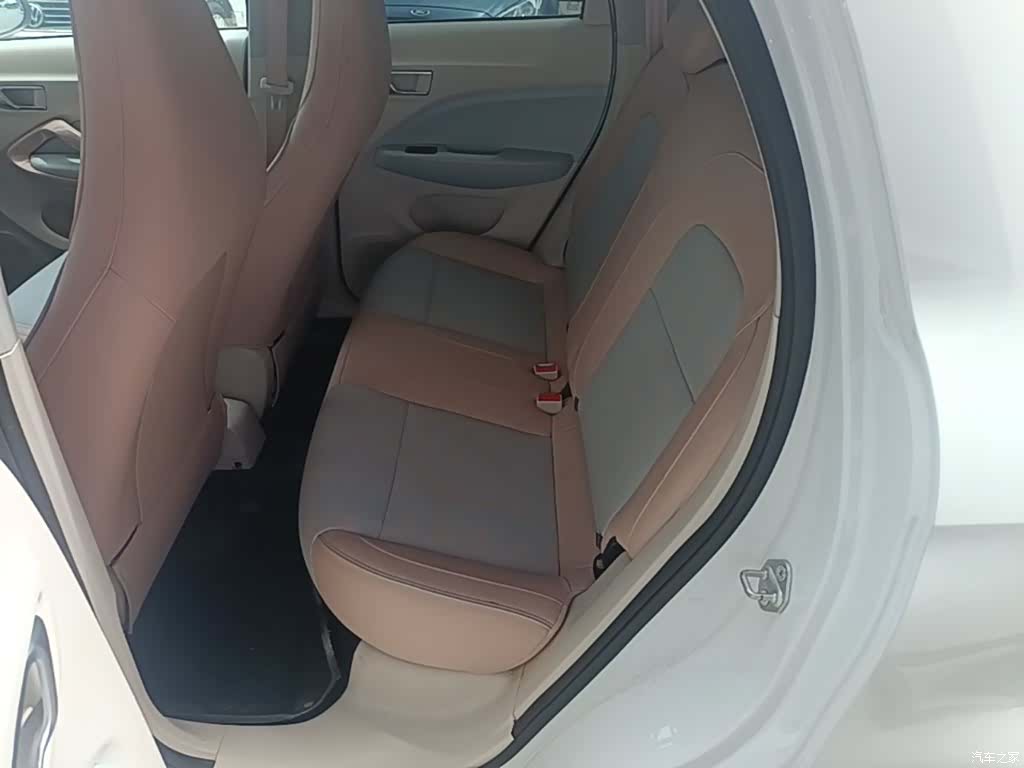 Leapmotor T03, 2024 17