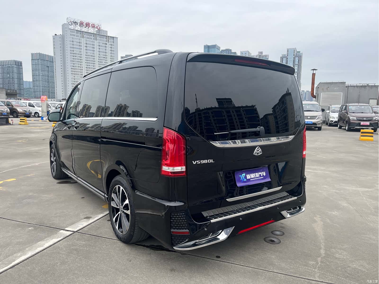 Mercedes-Benz V-Class, 2021 3