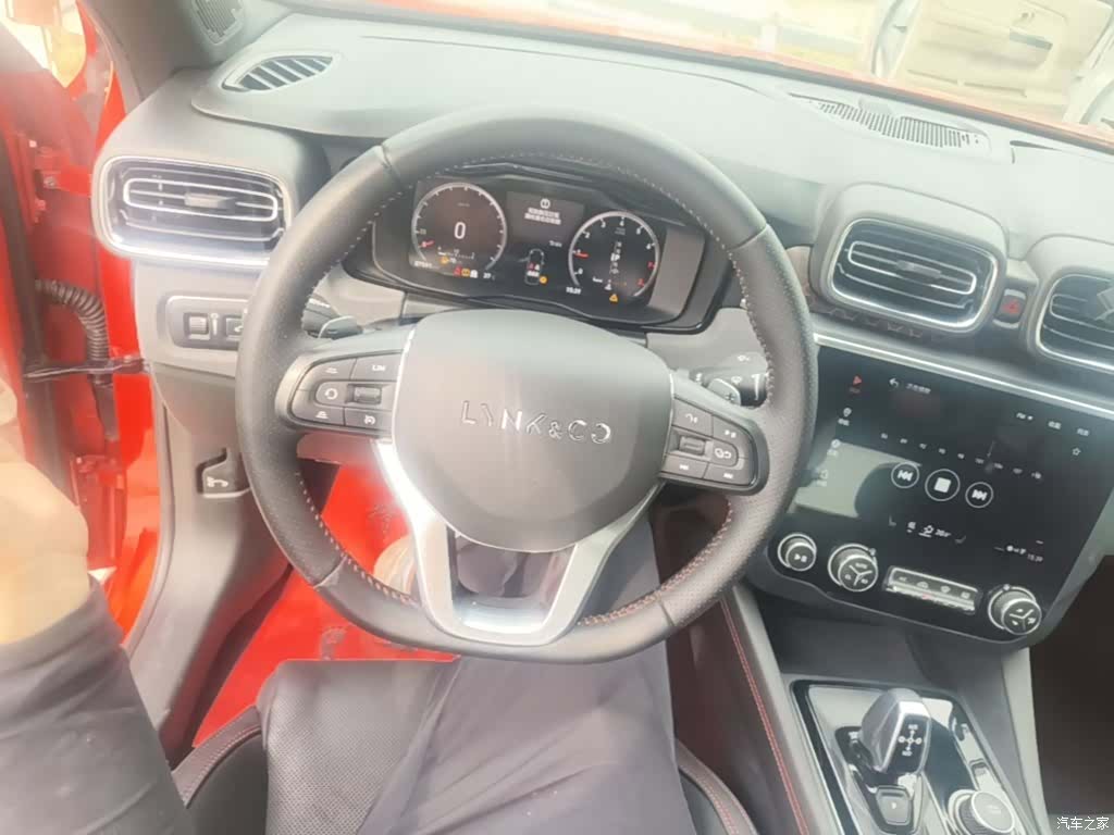 Lynk & Co 01, 2019 11