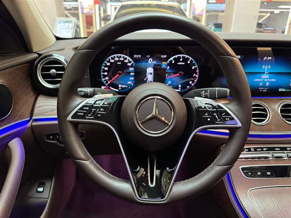 Mercedes-Benz E-class Mercedes-Benz E-class