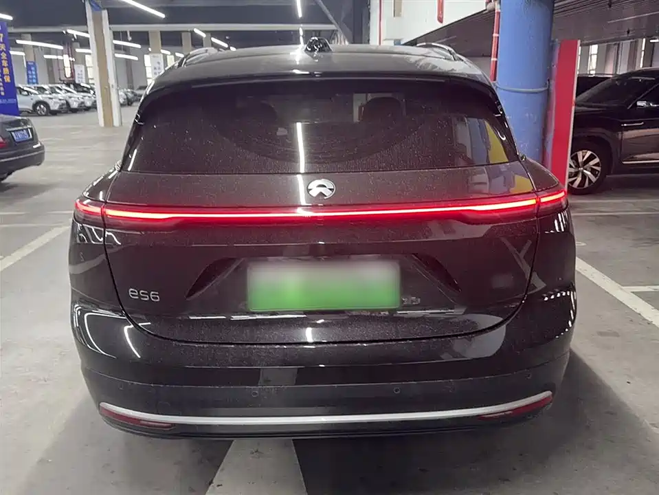 NIO ES6
