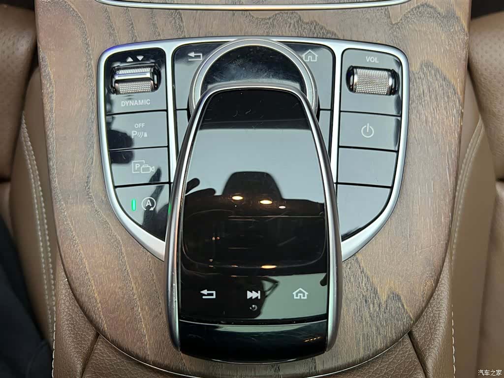 Mercedes-Benz E-Class, 2018 12