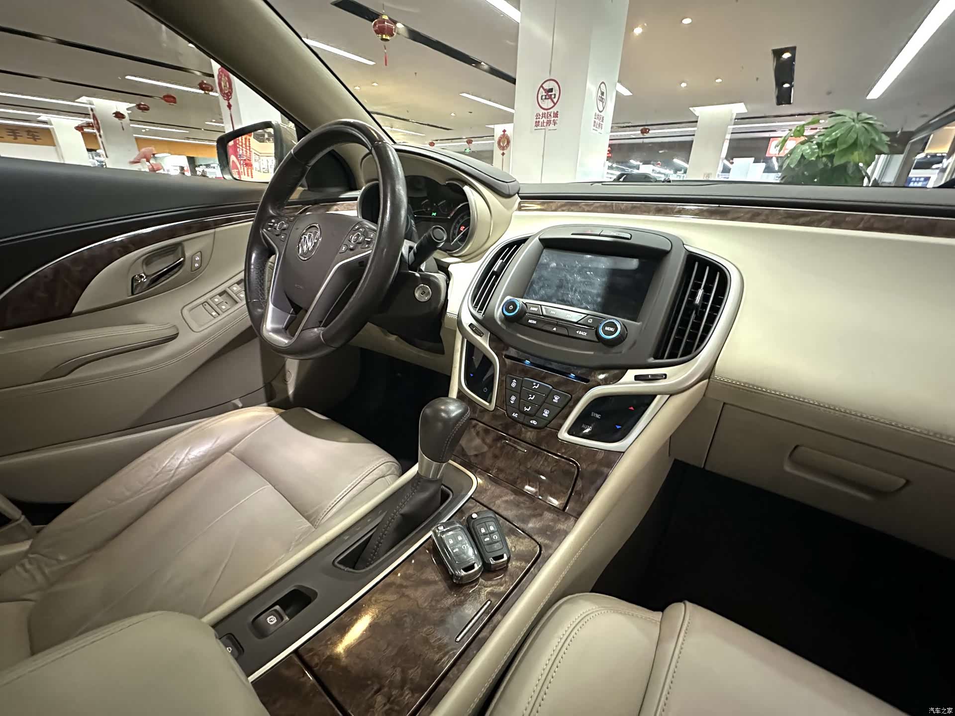 Buick LaCrosse, 2016 17