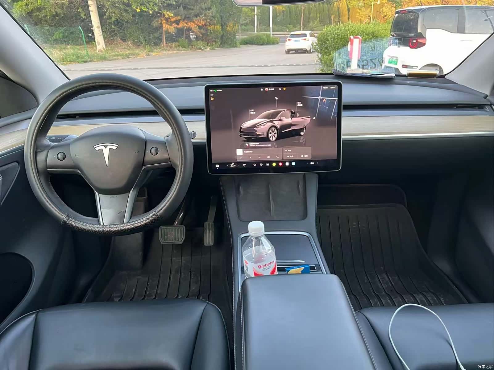 Tesla Model Y, 2023 6