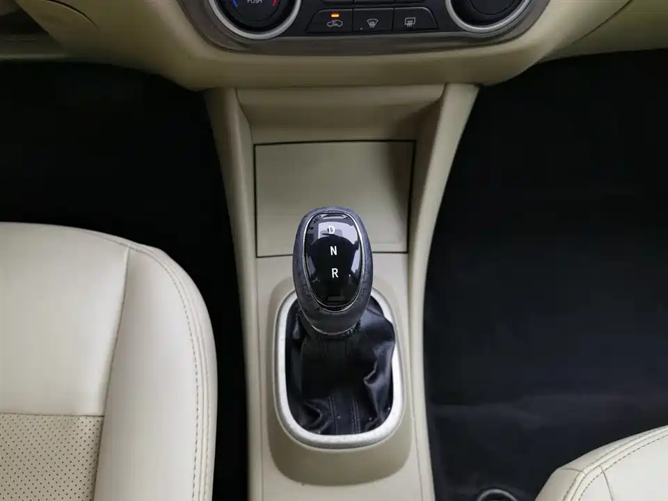 Dongfeng Junfeng E11K