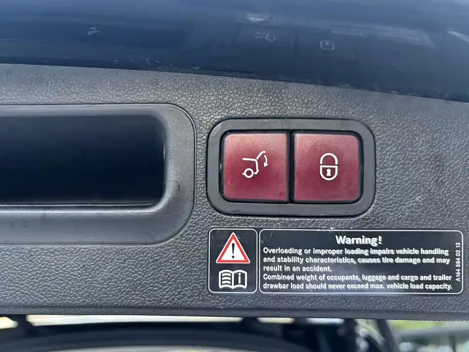 Mercedes-Benz GL grade