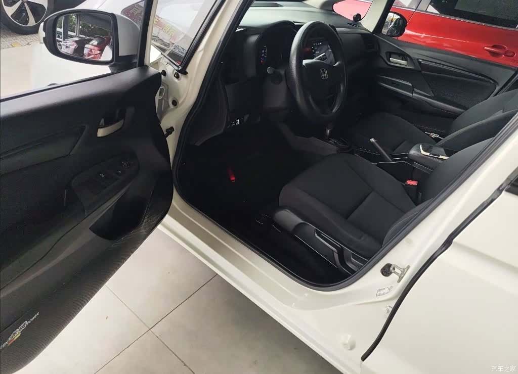 Honda Fit, 2017 9