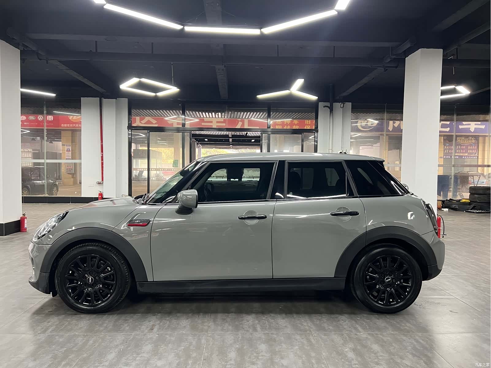 Mini ONE, 2021 20