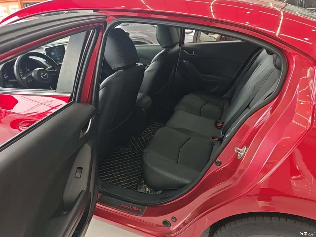 Mazda Mazda3, 2017 17