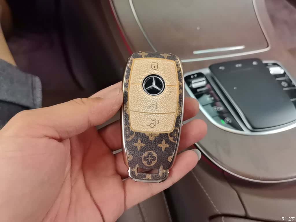 Mercedes-Benz E-Class, 2023 9